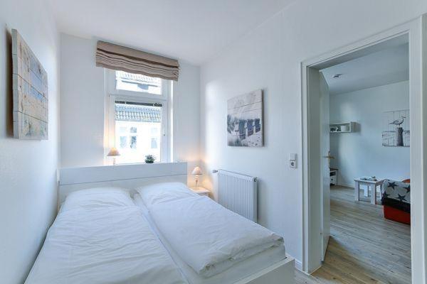 App-7-in-strandnaher-lage-baederstil-villa-in-wenningstedt-sylt Apartment